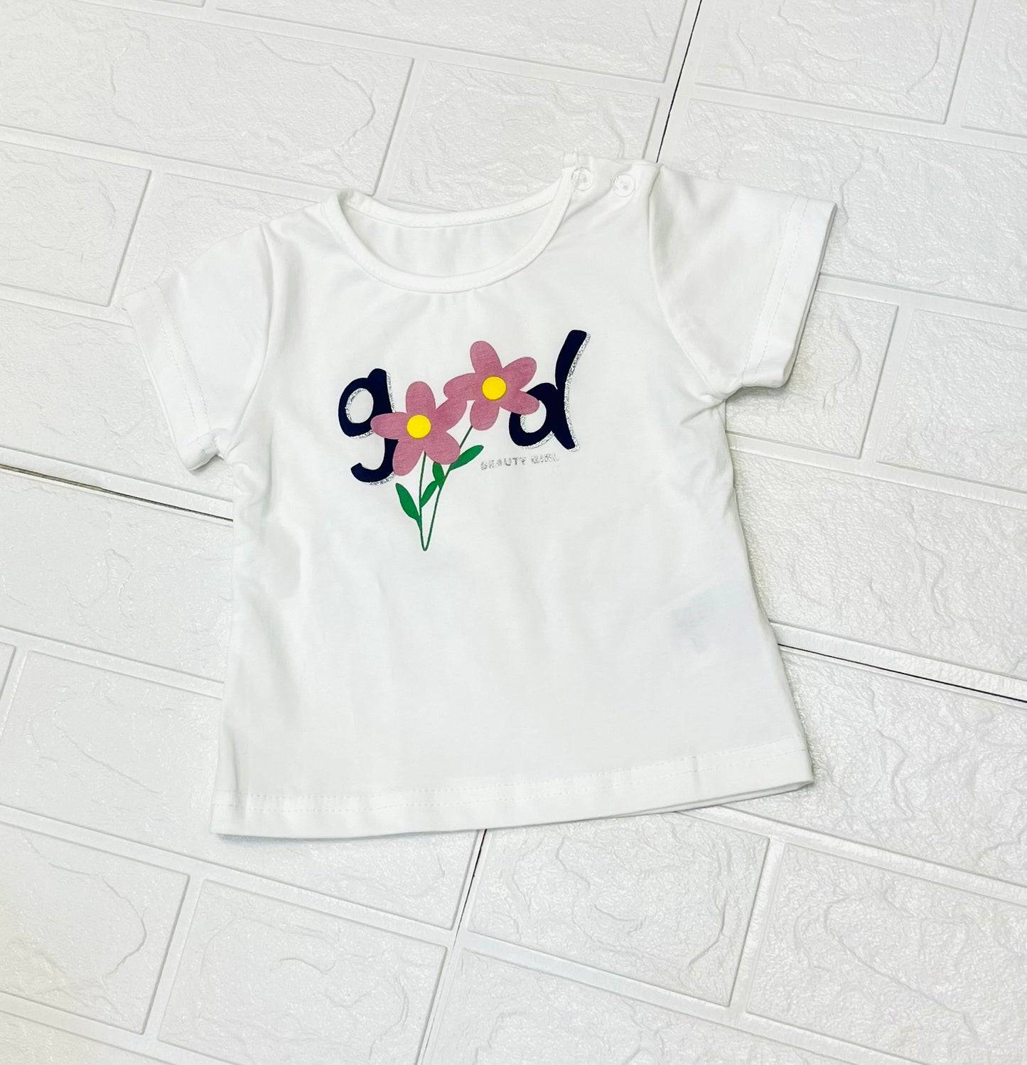 T-shirt Good